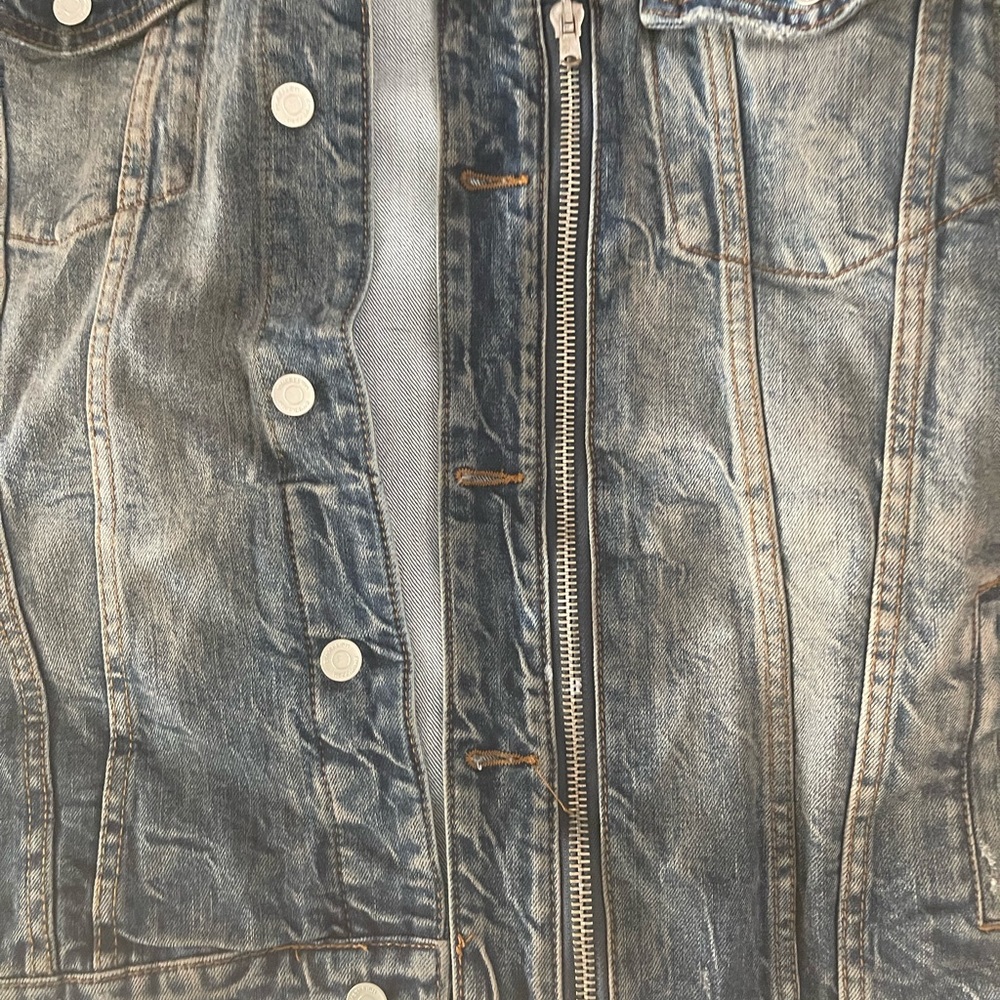 Jean jacket - Picture 9 of 10